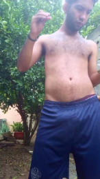 aly_pig_hot webcam cam4 model stream image