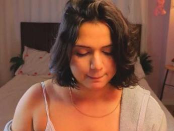 Vivien-Ross webcam model stream image
