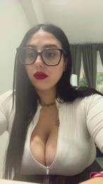 paris888hot webcam model stream image