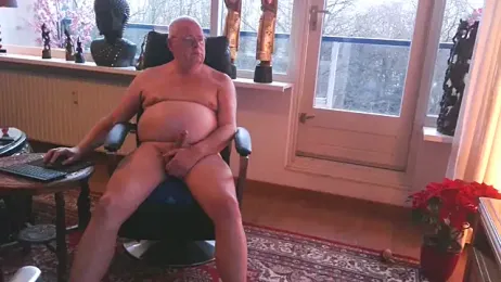 Exhib070 webcam model stream image