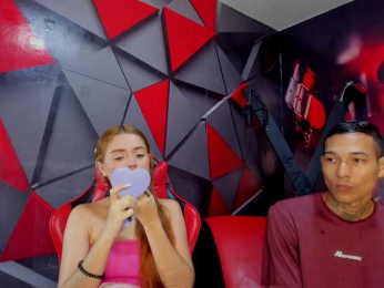 Hana-and-Zeta webcam bongacams model stream image