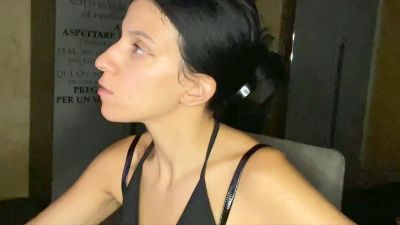 Saraf webcam model stream image