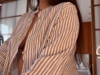 PlumyBun webcam model stream image