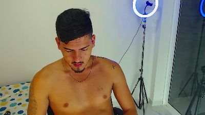 CrazyyBull webcam model stream image