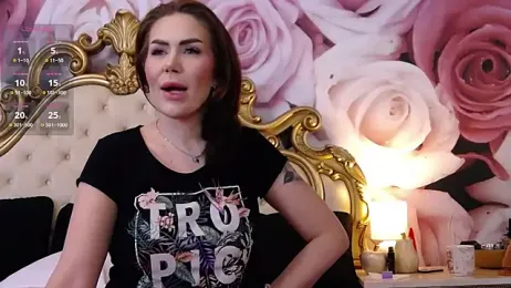 HessaHessy webcam model stream image