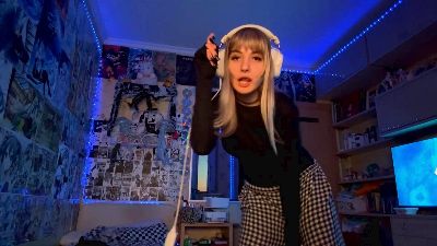 FayeMeierhofer webcam model stream image