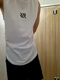 yuta_00 webcam stripchat model stream image