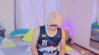 Spencer_mills webcam model stream image