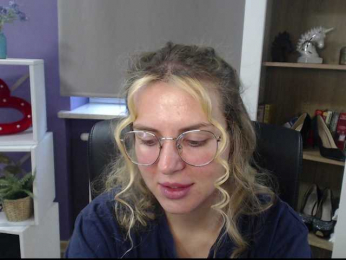 Soft-Zoey bongacams stream image