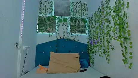 RedAssHottie stripchat stream image