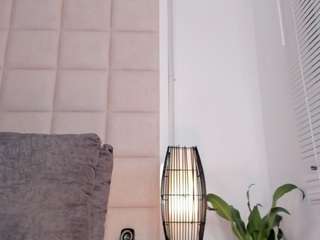 zhuyhong camsoda stream image