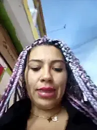 LIZ-06_ stripchat stream image