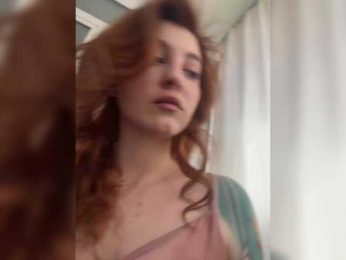 HoneyCherry bongacams stream image