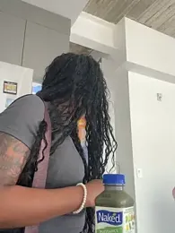 Your_Paris stripchat stream image