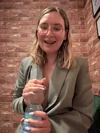 The_Snowwhitee stripchat stream image