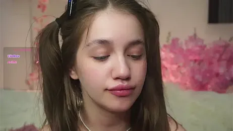 AmiLewis stripchat stream image