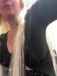 Milkyy_wway stripchat stream image