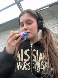 mmelicious stripchat stream image