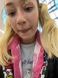 Lia__Love stripchat stream image