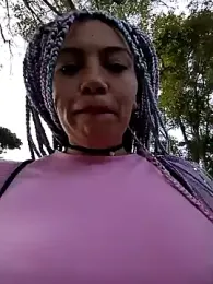 LIZ-06_ stripchat stream image