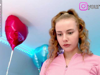 VikkiExtraCheese bongacams stream image