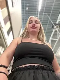 Milkyy_wway stripchat stream image