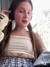 mmelicious stripchat stream image