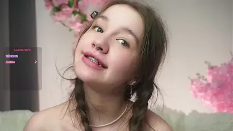 AmiLewis stripchat stream image