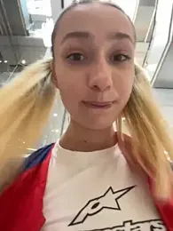 Lia__Love stripchat stream image