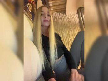 WhiteGirl-one bongacams stream image