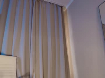 hollyextra chaturbate stream image