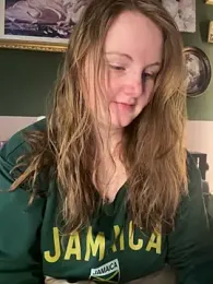 GingerSnap33 stripchat stream image