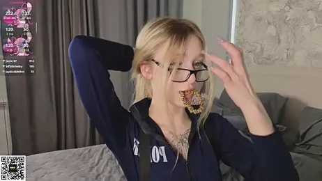 Naughty__Couplles stripchat stream image