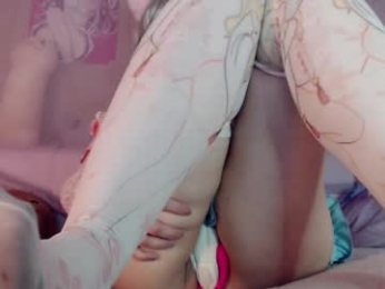 oh_pichuu chaturbate stream image