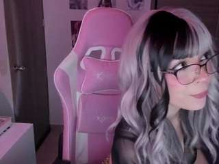 emilyhick camsoda stream image