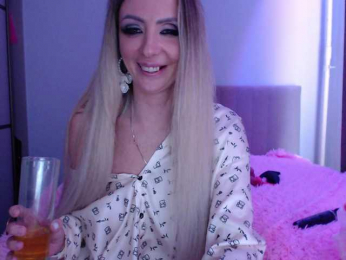blondalina bongacams stream image