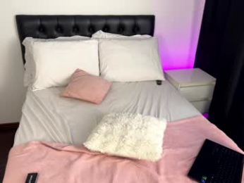 one_more_cum chaturbate stream image