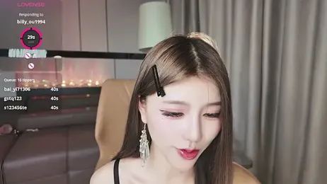 Kiki--2025 stripchat stream image