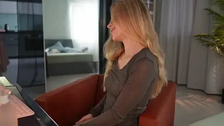 seeunexttime0 stripchat stream image