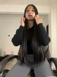 aly_golden_ stripchat stream image