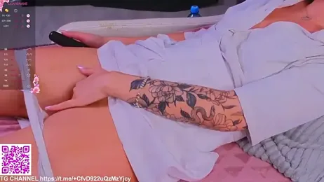 Hollara_Bangg stripchat stream image