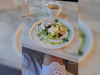 DIVORA bongacams stream image