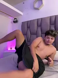 RexxaYBlade stripchat stream image