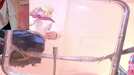 Lucysweett__ stripchat stream image