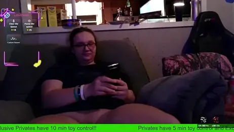 TurtleLady420 stripchat stream image