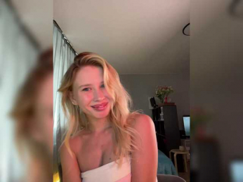 Sunlovv bongacams stream image