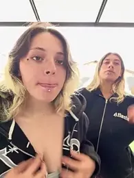 Enyeld_ruru stripchat stream image