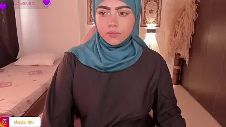 shayla_18 stripchat stream image