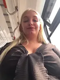 Milkyy_wway stripchat stream image