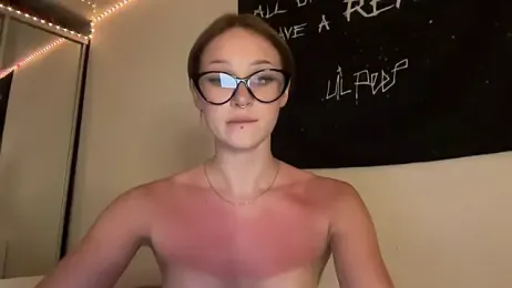 ur_molly stripchat stream image